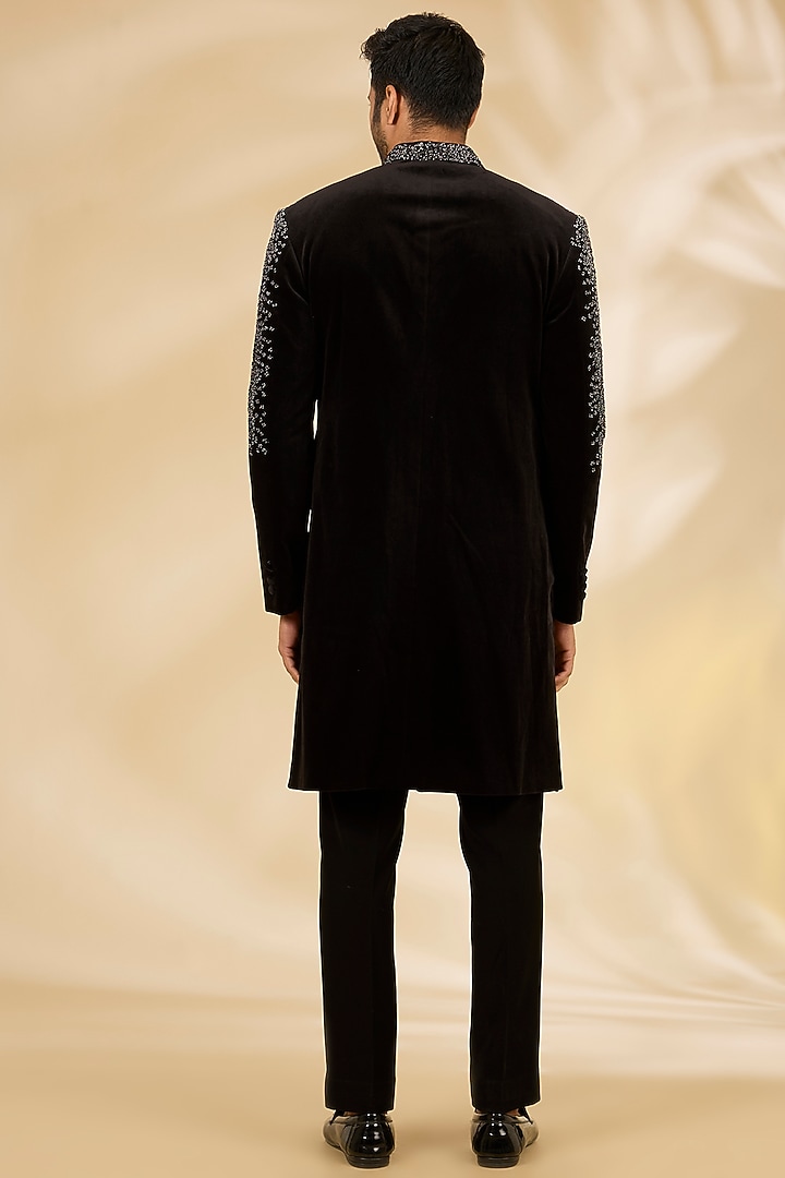 Black Velvet Groom Sherwani Set by Rohit Gandhi & Rahul Khanna Men at Pernia's Pop Up Shop