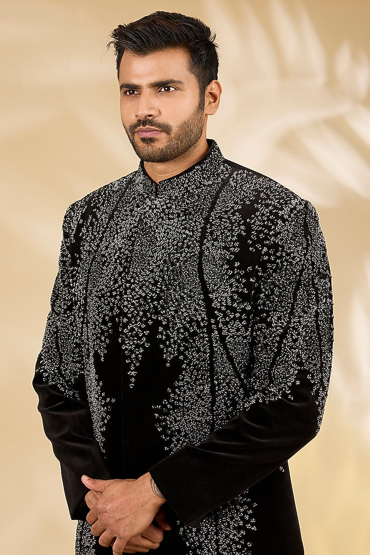 Black Velvet Groom Sherwani Set by Rohit Gandhi & Rahul Khanna Men at Pernia's Pop Up Shop