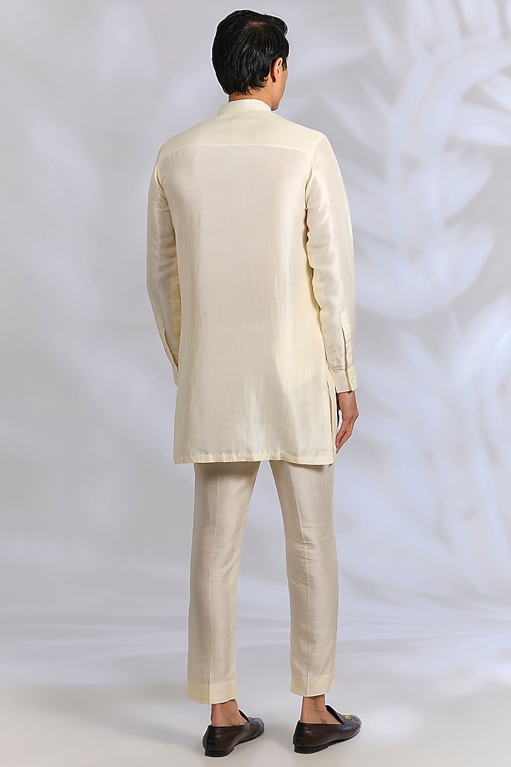 Ivory Raw Silk Bundi Jacket Set by Rohit Gandhi & Rahul Khanna Men at Pernia's Pop Up Shop