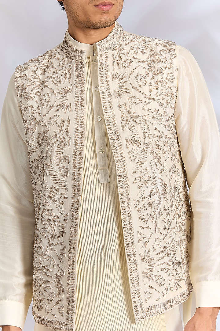 Ivory Raw Silk Bundi Jacket Set by Rohit Gandhi & Rahul Khanna Men at Pernia's Pop Up Shop