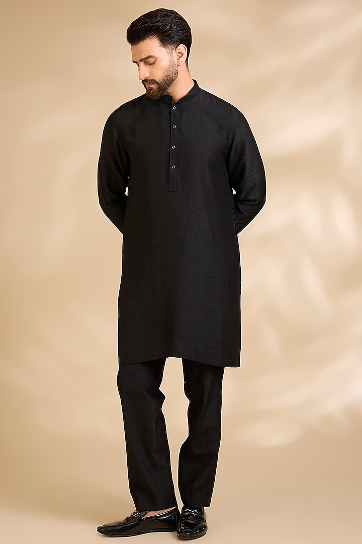 Black Silk Groom Sherwani Set by Rohit Gandhi & Rahul Khanna Men at Pernia's Pop Up Shop