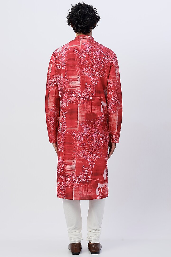 Red Printed Kurta Set by Rohit Gandhi & Rahul Khanna Men at Pernia's Pop Up Shop