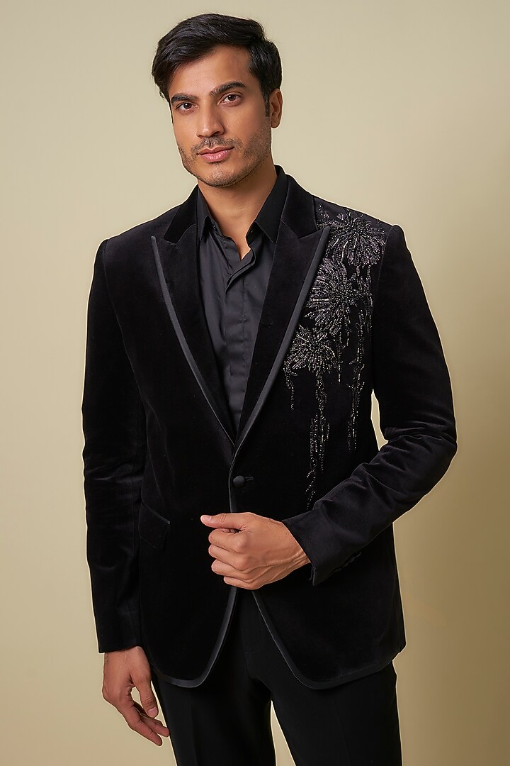 Black Velvet Metallic Cut Bead Embroidered Tuxedo Set by Rohit Gandhi & Rahul Khanna Men at Pernia's Pop Up Shop