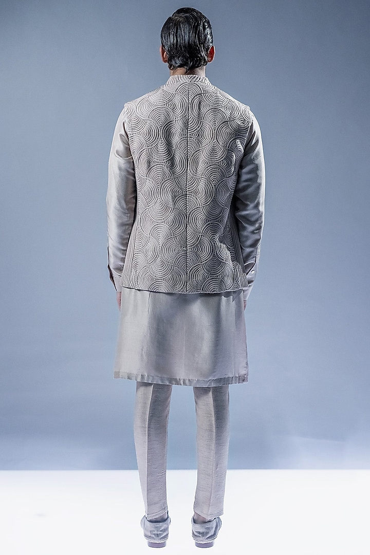 Ivory Viscose Dupion Groom Indowestern Set by Rohit Gandhi & Rahul Khanna Men at Pernia's Pop Up Shop