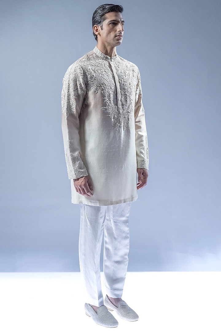 Mist Ombre Viscose Dupion Embroidered Kurta Set by Rohit Gandhi & Rahul Khanna Men at Pernia's Pop Up Shop