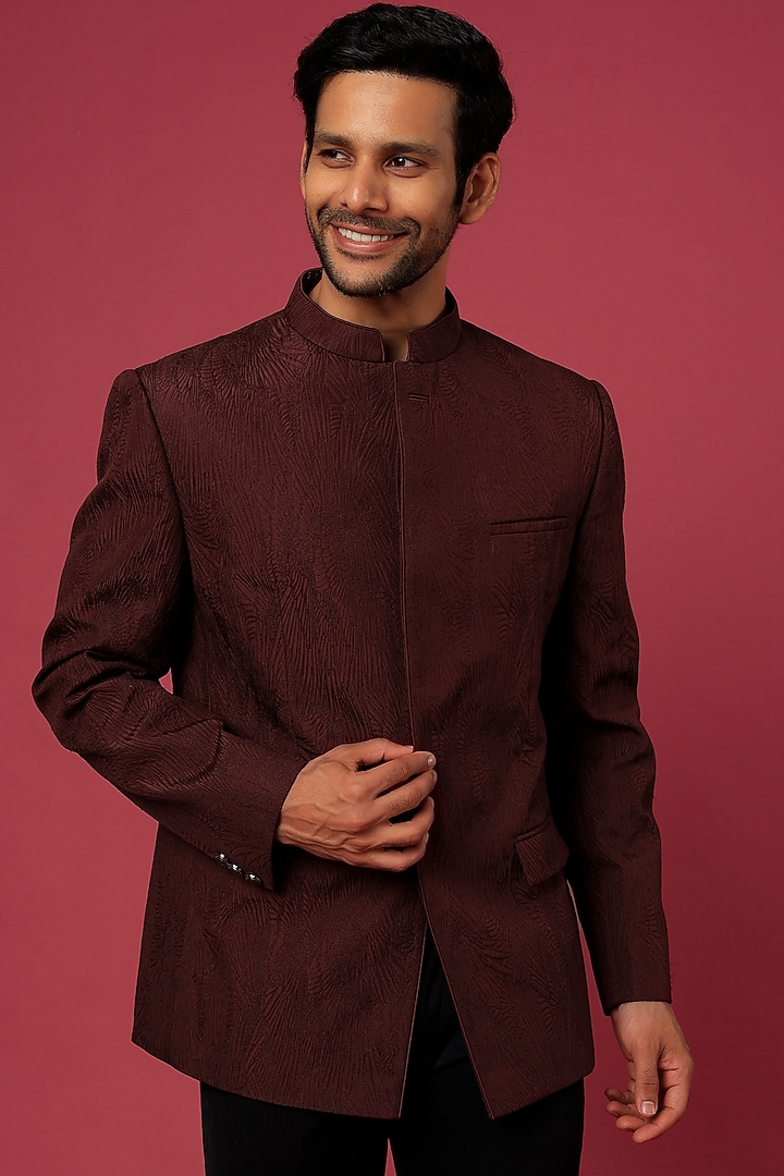Maroon Linen Embroidered Wedding Bandhgala Jacket by Rohit Gandhi & Rahul Khanna Men at Pernia's Pop Up Shop