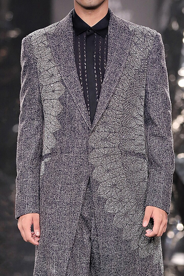 Navy Wool Crepe Metallic Bead Embroidered Jacket by Rohit Gandhi & Rahul Khanna Men at Pernia's Pop Up Shop
