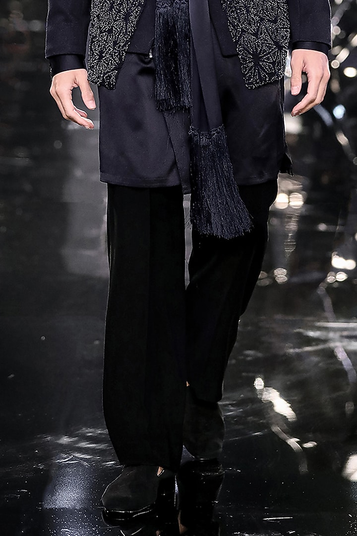 Black Crepe Bead Embroidered Layered Tuxedo Set by Rohit Gandhi & Rahul Khanna Men at Pernia's Pop Up Shop