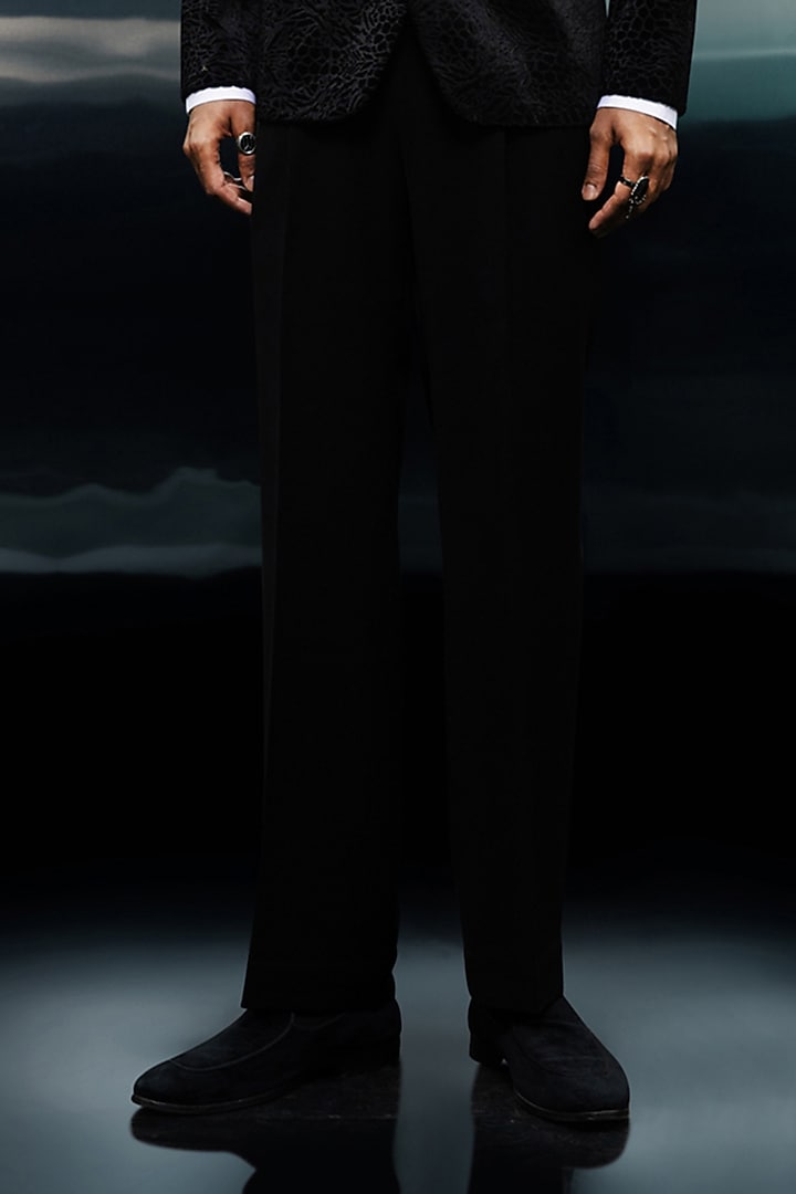 Black Velvet Tuxedo Set by Rohit Gandhi & Rahul Khanna Men at Pernia's Pop Up Shop