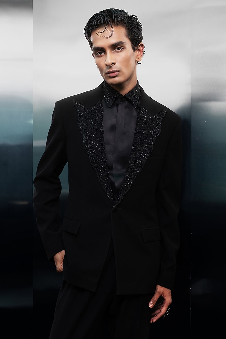 Black Crepe Beaded Tuxedo Set by Rohit Gandhi & Rahul Khanna Men at Pernia's Pop Up Shop