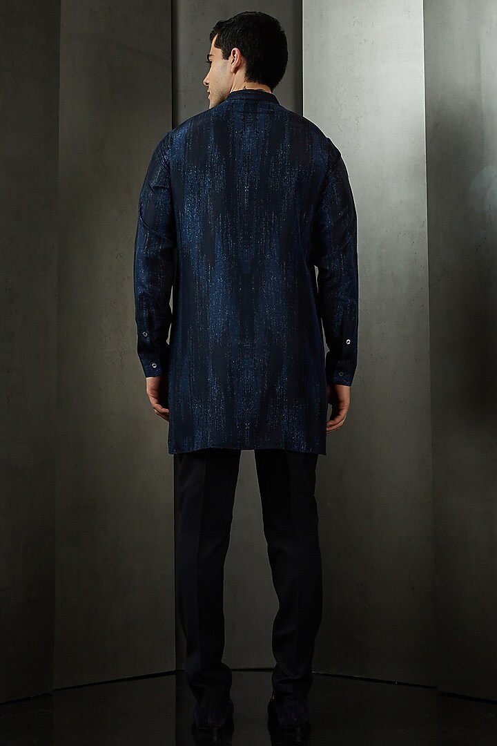 Blue Viscose Dupion Printed Kurta by Rohit Gandhi & Rahul Khanna Men at Pernia's Pop Up Shop