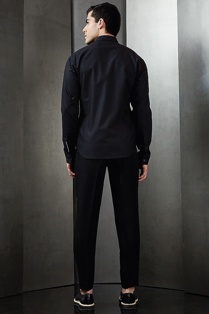 Black Embroidered Wedding Shirt by Rohit Gandhi & Rahul Khanna Men at Pernia's Pop Up Shop
