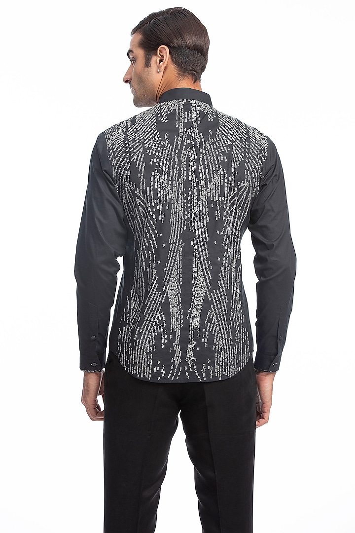 Black Cotton Printed Party Wear Shirt by Rohit Gandhi & Rahul Khanna Men at Pernia's Pop Up Shop