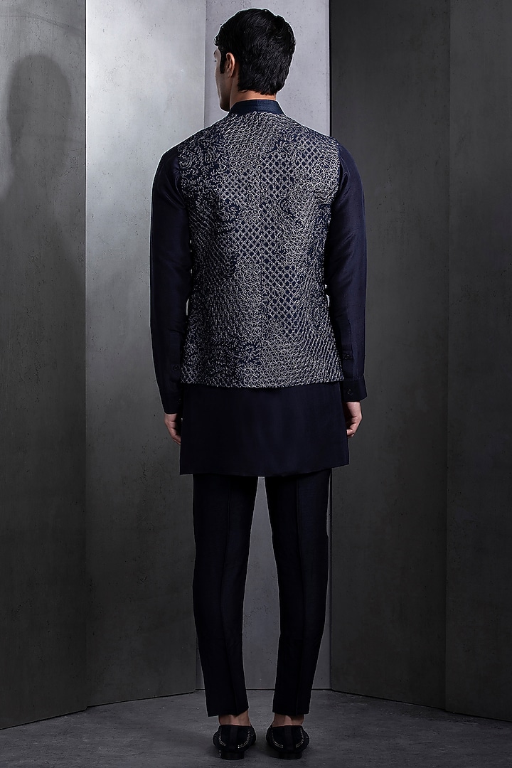 Navy Blue Cotton Silk Embroidered Nehru Jacket Set by Rohit Gandhi & Rahul Khanna Men at Pernia's Pop Up Shop