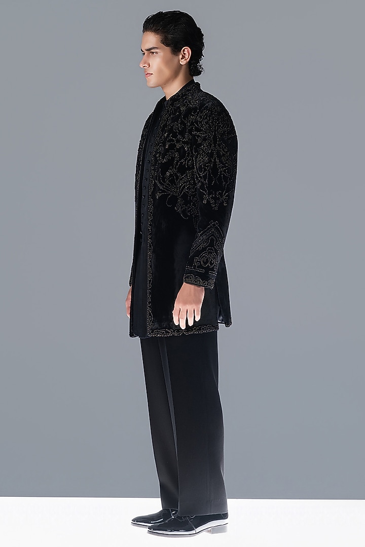 Black Silk Velvet Hand Embroidered Groom Bandhgala Set by Rohit Gandhi & Rahul Khanna Men at Pernia's Pop Up Shop