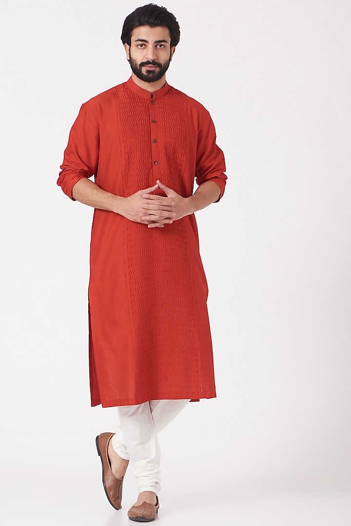 Red Pintucked Kurta Set by Rohit Gandhi & Rahul Khanna Men