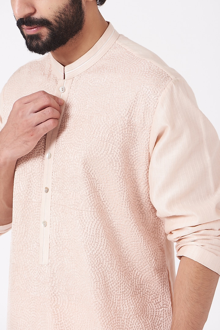 Blush Pink Embroidered Kurta Set by Rohit Gandhi & Rahul Khanna Men at Pernia's Pop Up Shop