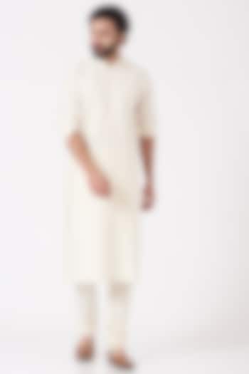 Off White Pintucked Kurta Set by Rohit Gandhi & Rahul Khanna Men
