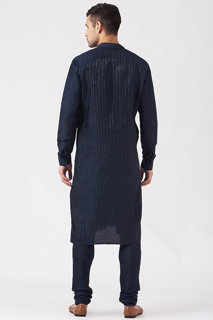 Black Silk Embroidered Kurta Set by Rohit Gandhi & Rahul Khanna Men at Pernia's Pop Up Shop