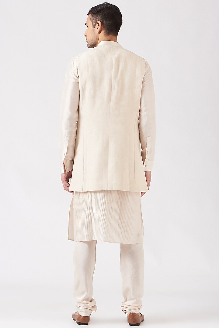 Beige Hand Embroidered Wedding Bandhgala Jacket by Rohit Gandhi & Rahul Khanna Men at Pernia's Pop Up Shop