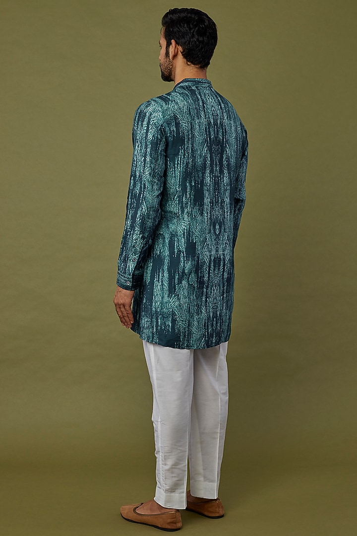 Blue Printed Kurta by Rohit Gandhi & Rahul Khanna Men at Pernia's Pop Up Shop