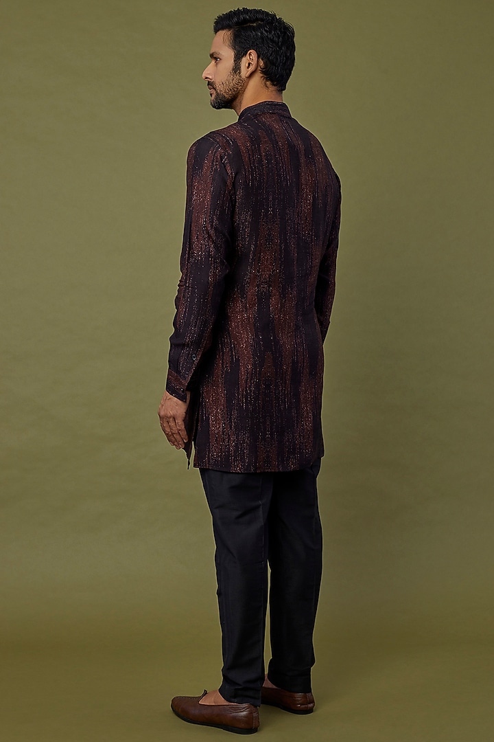 Maroon Viscose Dupion Kurta by Rohit Gandhi & Rahul Khanna Men at Pernia's Pop Up Shop