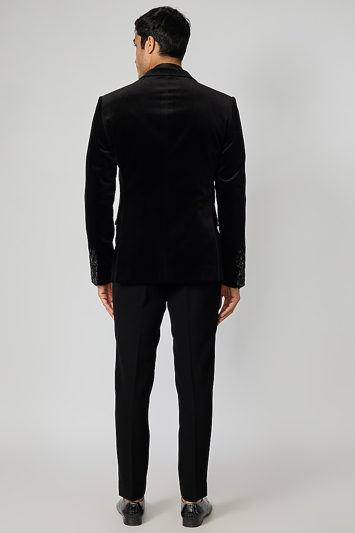 Black Velvet Embellished Tuxedo set by Rohit Gandhi & Rahul Khanna Men at Pernia's Pop Up Shop