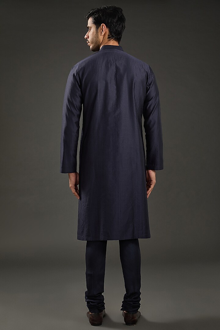 Navy Cotton Silk Thread Embroidered Kurta Set by Rohit Gandhi & Rahul Khanna Men at Pernia's Pop Up Shop