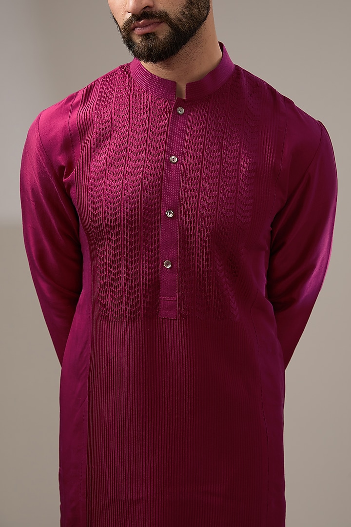 Purple Silk Kurta Set by Rohit Gandhi & Rahul Khanna Men at Pernia's Pop Up Shop