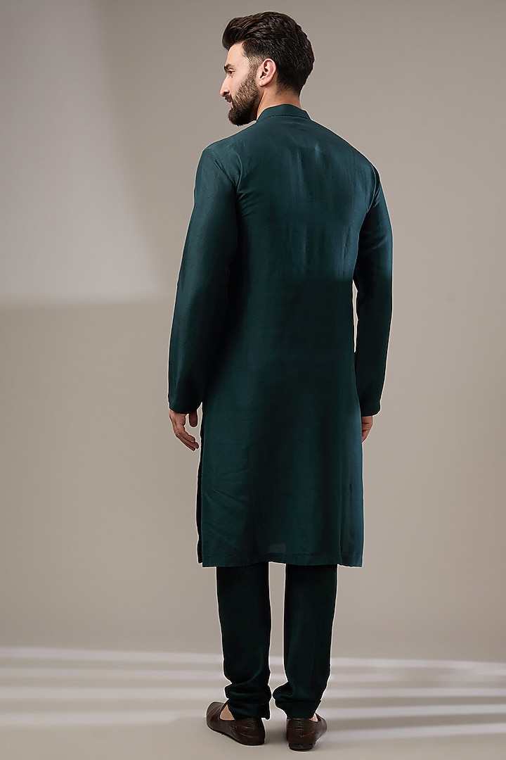 Bottle Green Silk Kurta Set by Rohit Gandhi & Rahul Khanna Men at Pernia's Pop Up Shop