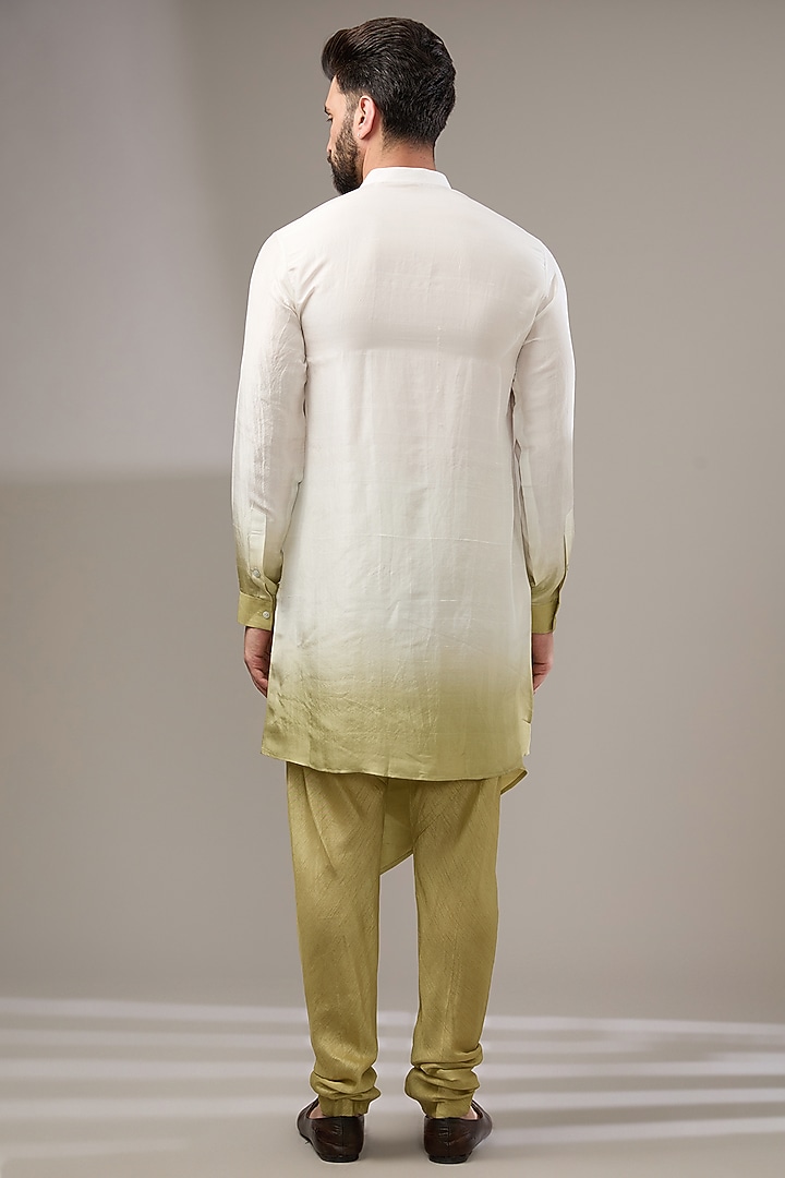 Leaf Green Silk Embroidered Bundi Jacket Set by Rohit Gandhi & Rahul Khanna Men at Pernia's Pop Up Shop