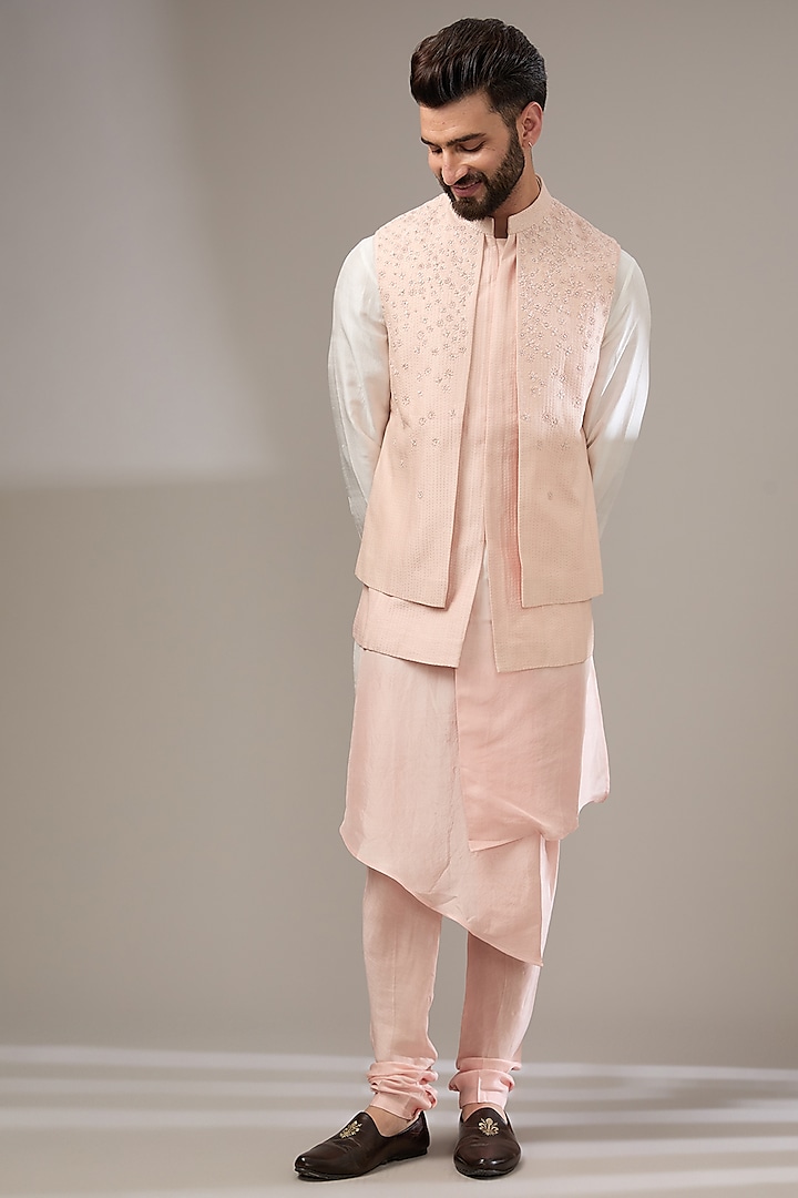 Cloud Pink Silk Embroidered Bundi Jacket Set by Rohit Gandhi & Rahul Khanna Men