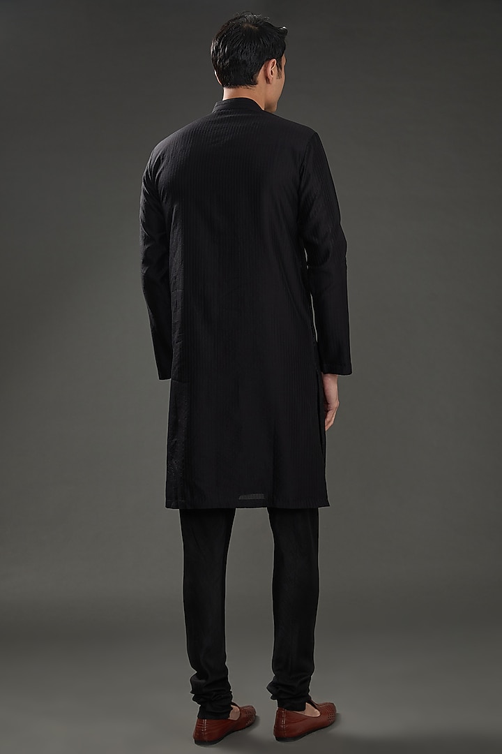 Black Silk & Cotton Kurta Set by Rohit Gandhi & Rahul Khanna Men at Pernia's Pop Up Shop