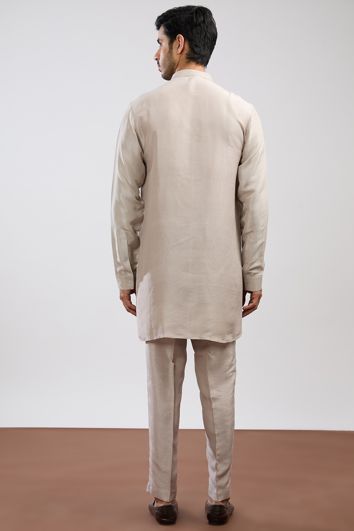 Regal Grey Silk Embroidered Bundi Jacket Set by Rohit Gandhi & Rahul Khanna Men