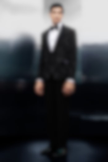 Black Velvet Embellished Tuxedo Set by Rohit Gandhi & Rahul Khanna Men at Pernia's Pop Up Shop
