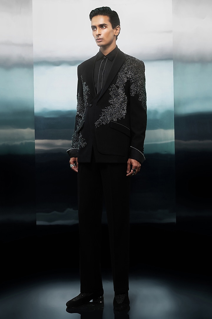 Black Crepe Floral Embroidered Tuxedo Set by Rohit Gandhi & Rahul Khanna Men at Pernia's Pop Up Shop