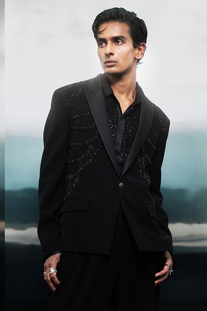 Black Crepe Beaded Tuxedo Set by Rohit Gandhi & Rahul Khanna Men at Pernia's Pop Up Shop