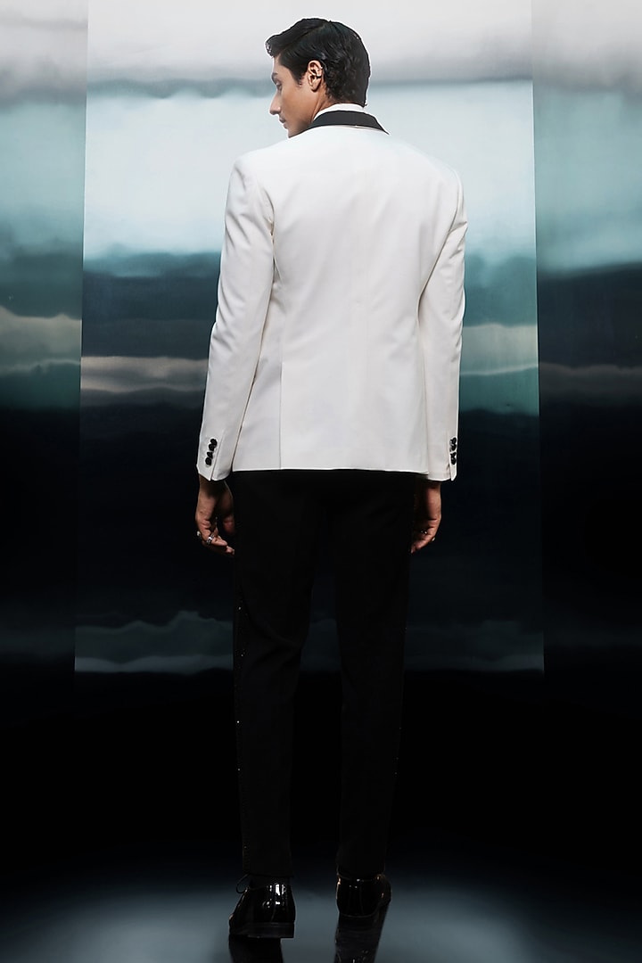 Ivory & Black Crepe Tuxedo Set by Rohit Gandhi & Rahul Khanna Men at Pernia's Pop Up Shop
