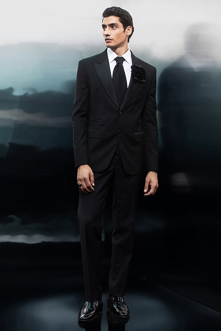Black Cotton Blend Tuxedo Set by Rohit Gandhi & Rahul Khanna Men at Pernia's Pop Up Shop
