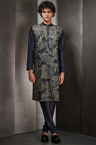 Navy Blue Silk Thread Embroidered Kurta Set by Rohit Gandhi & Rahul Khanna Men