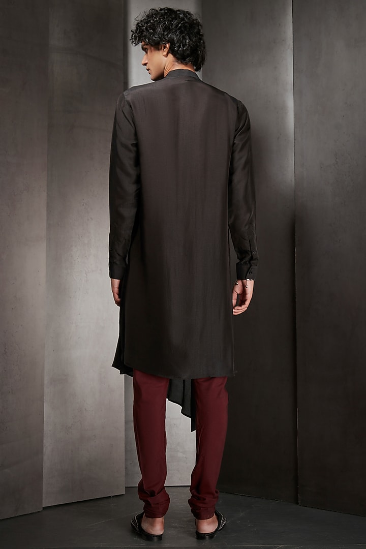 Black Silk Overlapped Kurta by Rohit Gandhi & Rahul Khanna Men at Pernia's Pop Up Shop