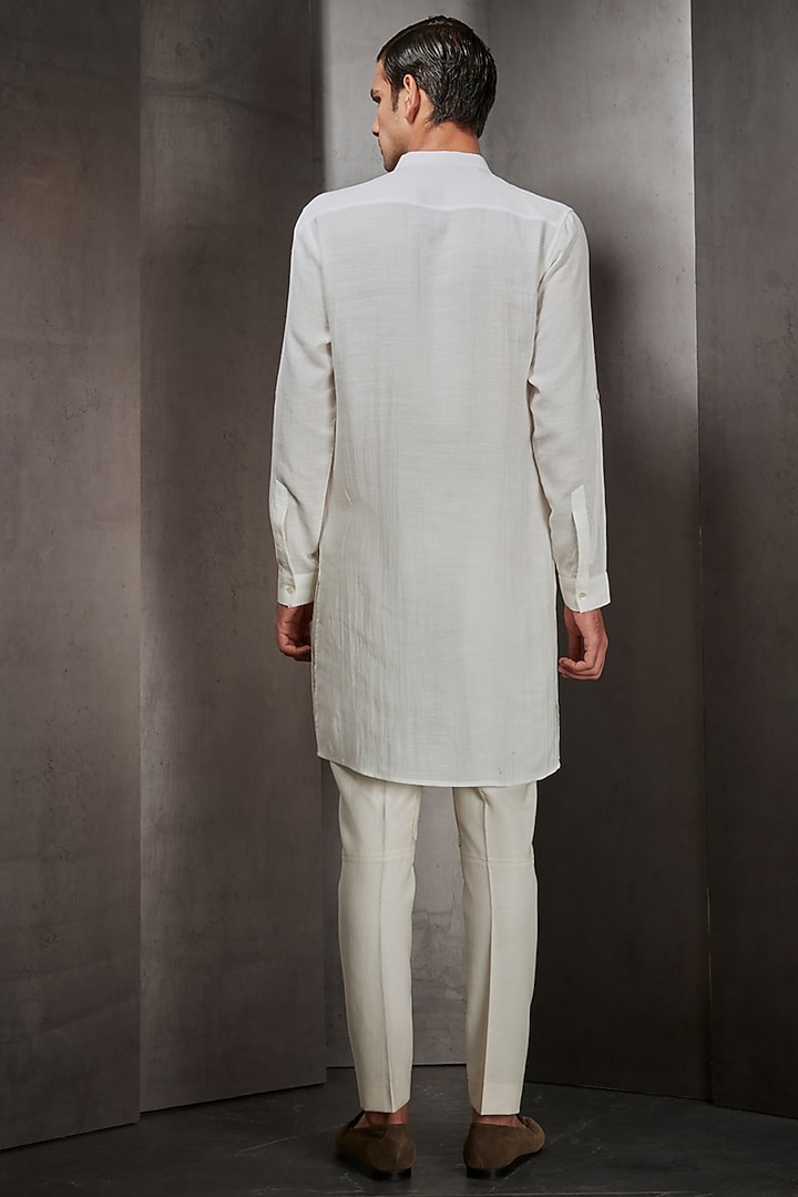 White Linen Shirt Kurta by Rohit Gandhi & Rahul Khanna Men at Pernia's Pop Up Shop