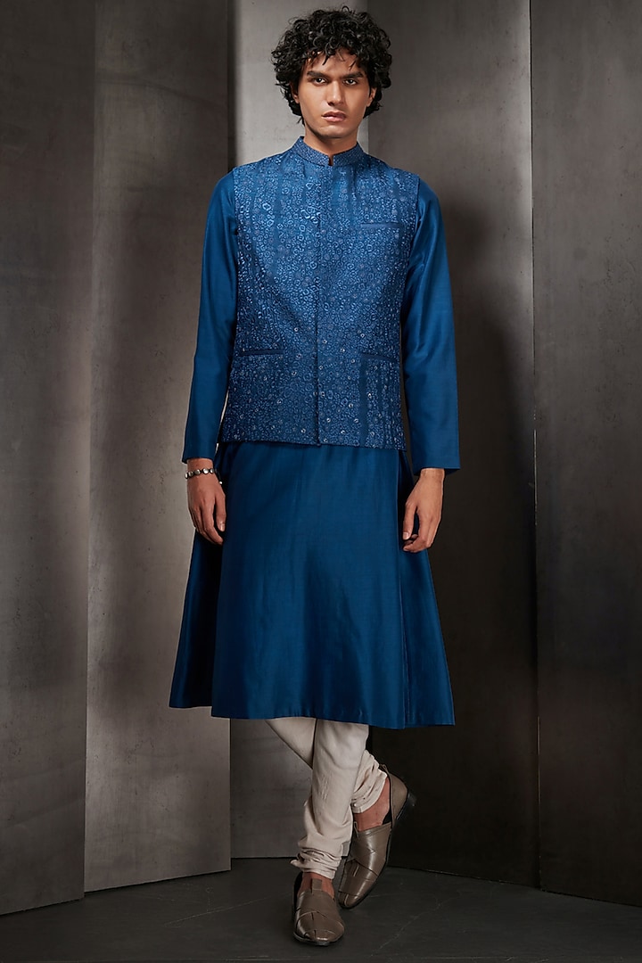 Azure Blue Embroidered Bundi Jacket by Rohit Gandhi & Rahul Khanna Men