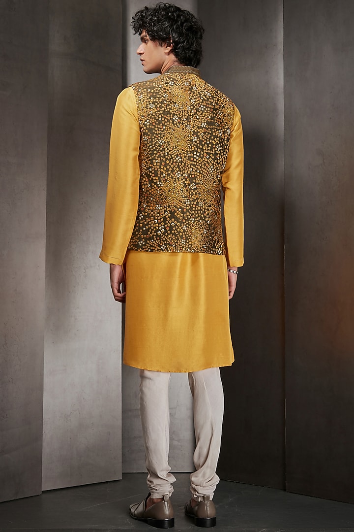 Olive Brown Silk Mosaic Printed & Thread Embroidered Bundi Jacket by Rohit Gandhi & Rahul Khanna Men at Pernia's Pop Up Shop