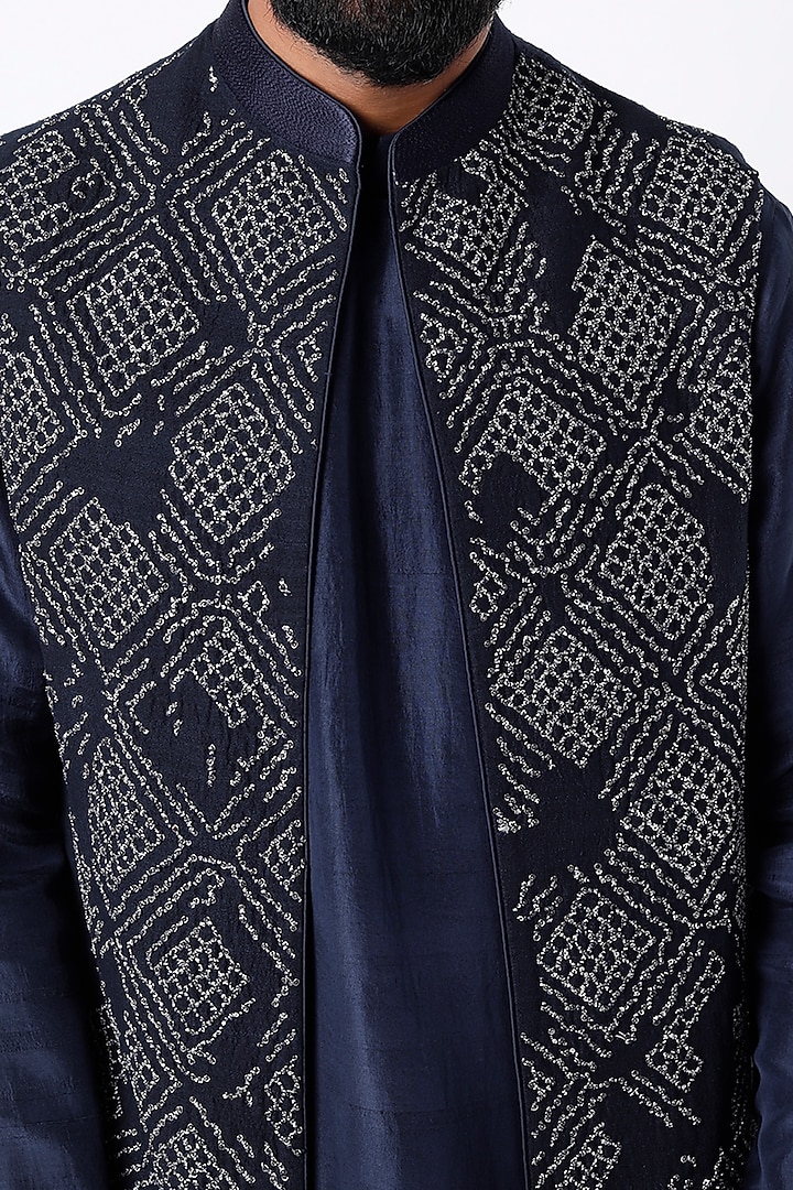 Navy Blue Cotton Linen Printed & Embroidered Bundi Jacket by Rohit Gandhi & Rahul Khanna Men at Pernia's Pop Up Shop