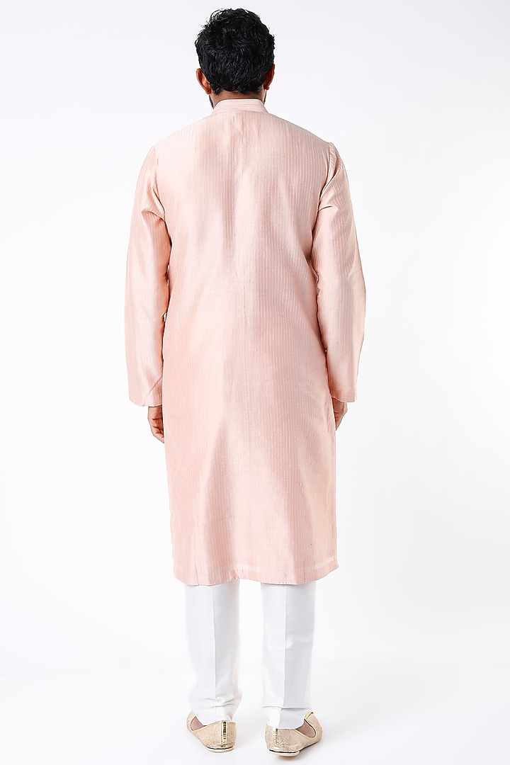 Blush Pink Embroidered Kurta Set by Rohit Gandhi & Rahul Khanna Men at Pernia's Pop Up Shop