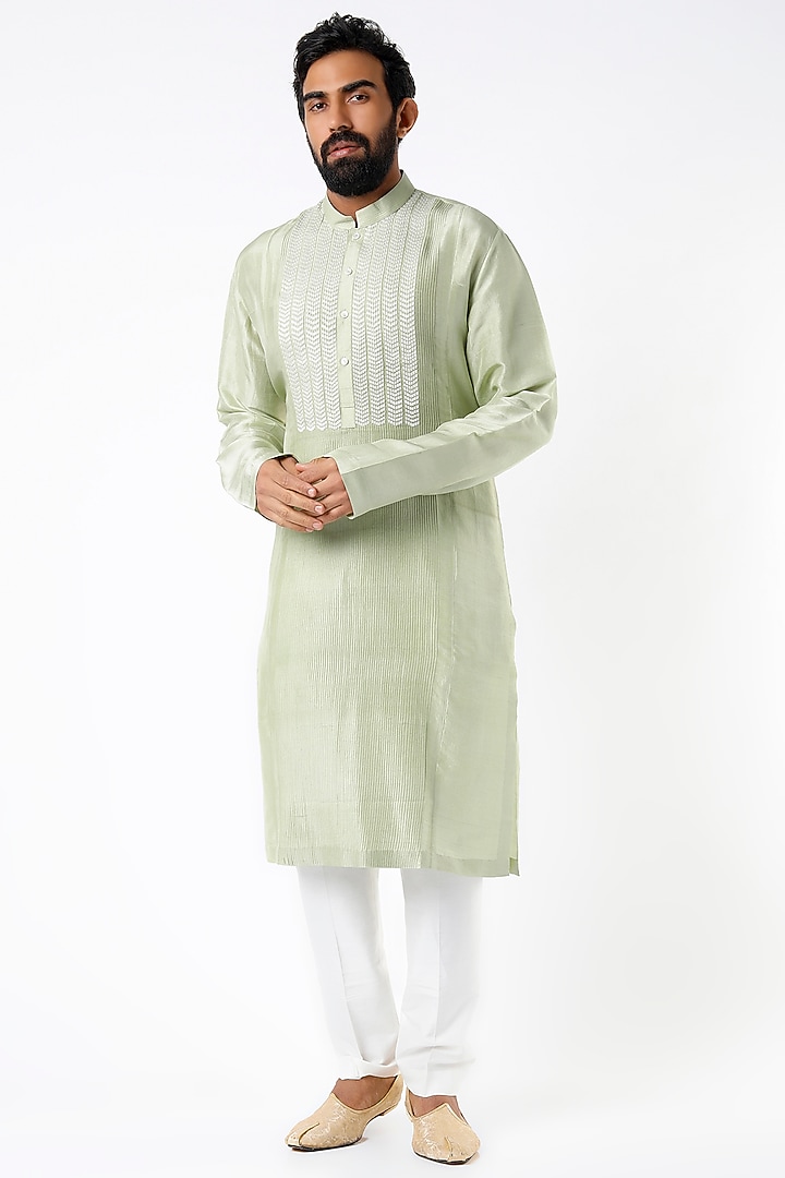 Mint Green Embroidered Kurta by Rohit Gandhi & Rahul Khanna Men at Pernia's Pop Up Shop