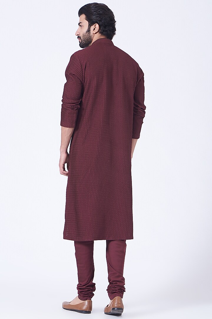 Wine Silk Kurta Set by Rohit Gandhi & Rahul Khanna Men at Pernia's Pop Up Shop