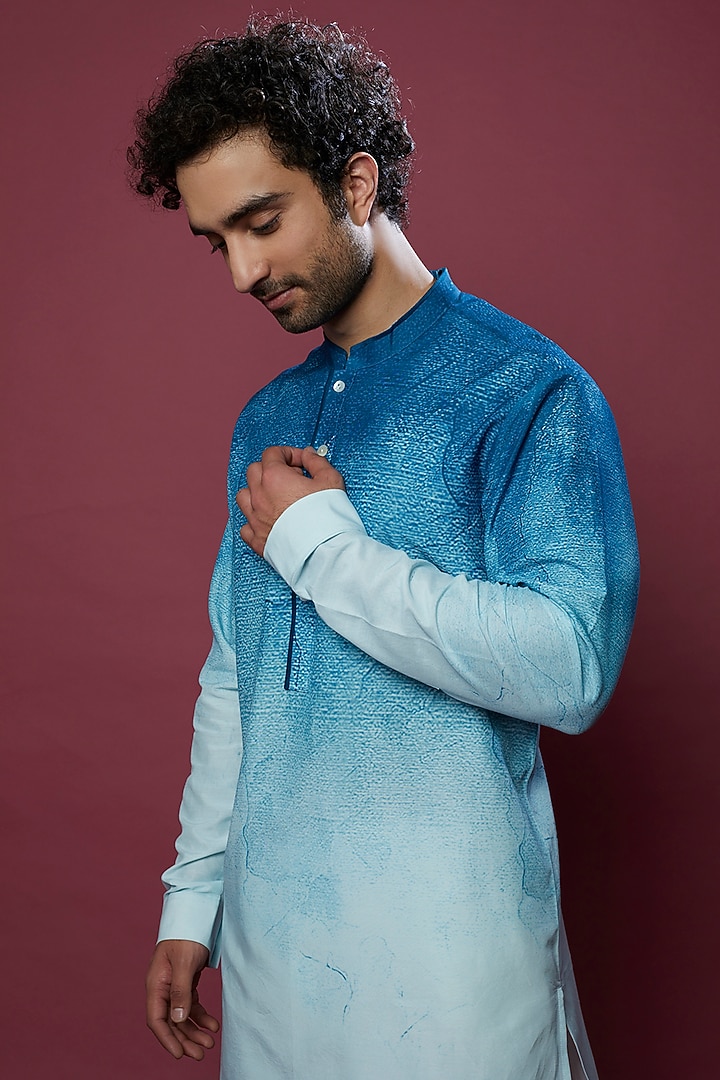 Blue Ombre Printed Kurta by Rohit Gandhi & Rahul Khanna Men at Pernia's Pop Up Shop