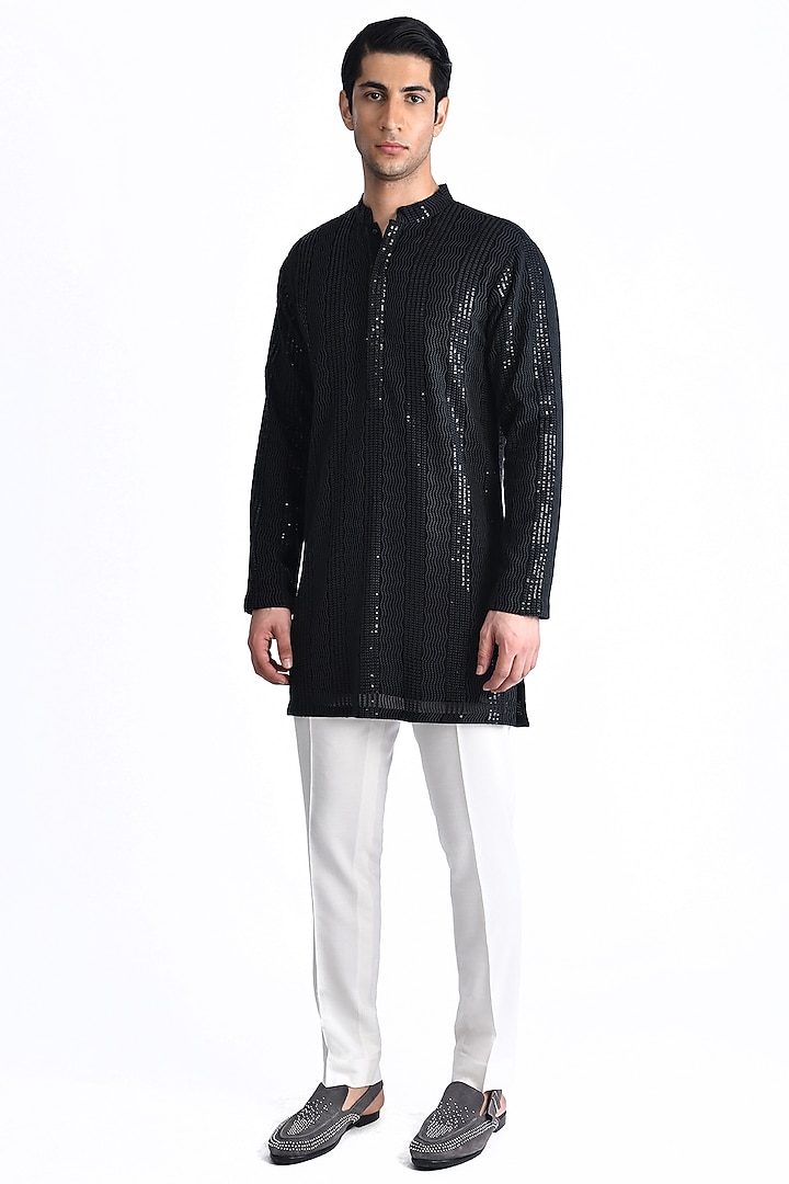 Black Chikankari Embroidered Kurta  by Rohit Gandhi & Rahul Khanna Men at Pernia's Pop Up Shop